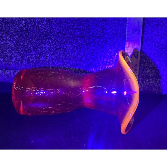UV Reactive 1950s Small Vase Art Glass Amber Orange MCM Hand Blown - Picture 6 of 8